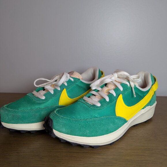 Size 7.5 - Nike Waffle Debut Vintage Stadium Green Opti Yellow W - Picture 5 of 8